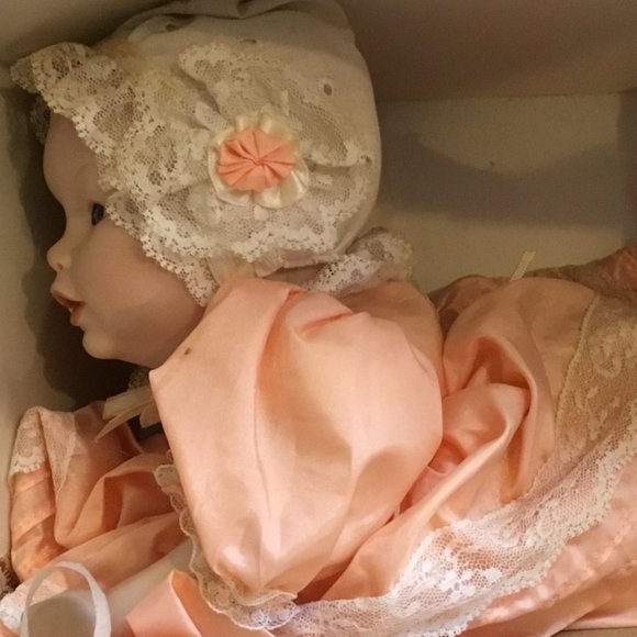 Yolandas Picture Perfect Babies for Edwin Knowles Babies Heather - NIB - Picture 5 of 7